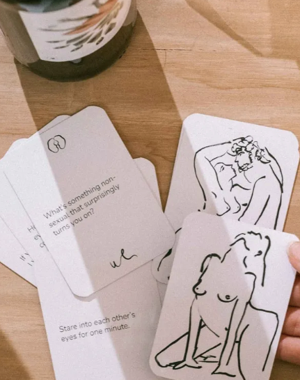 MINDFUL INTIMACY CARD GAME