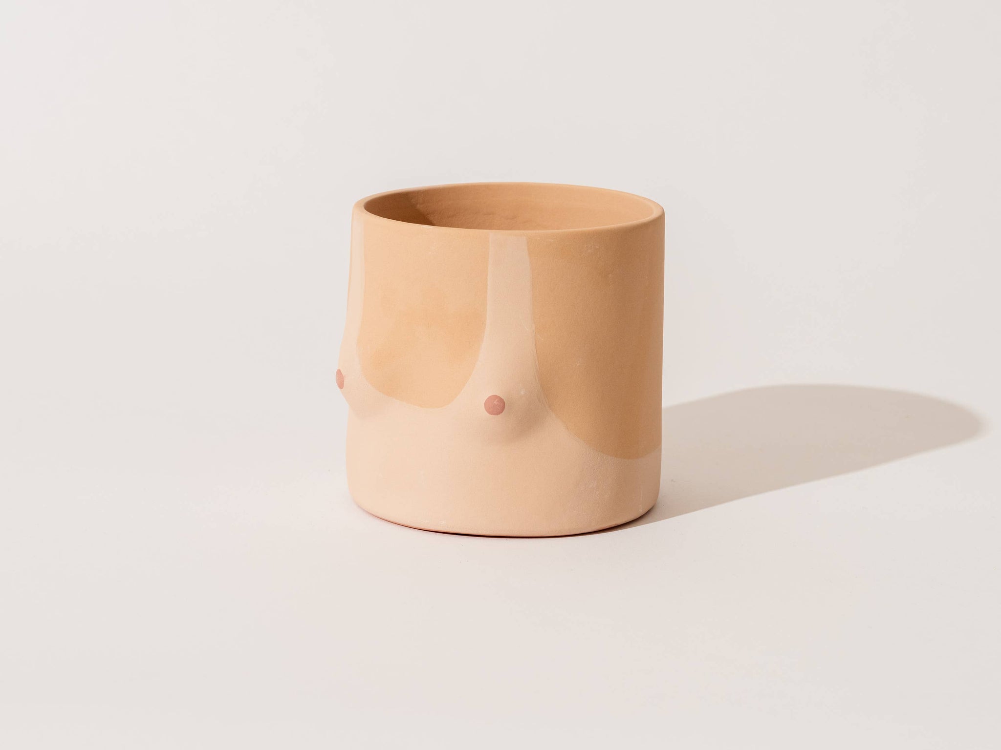LIGHT TAN LINES POT