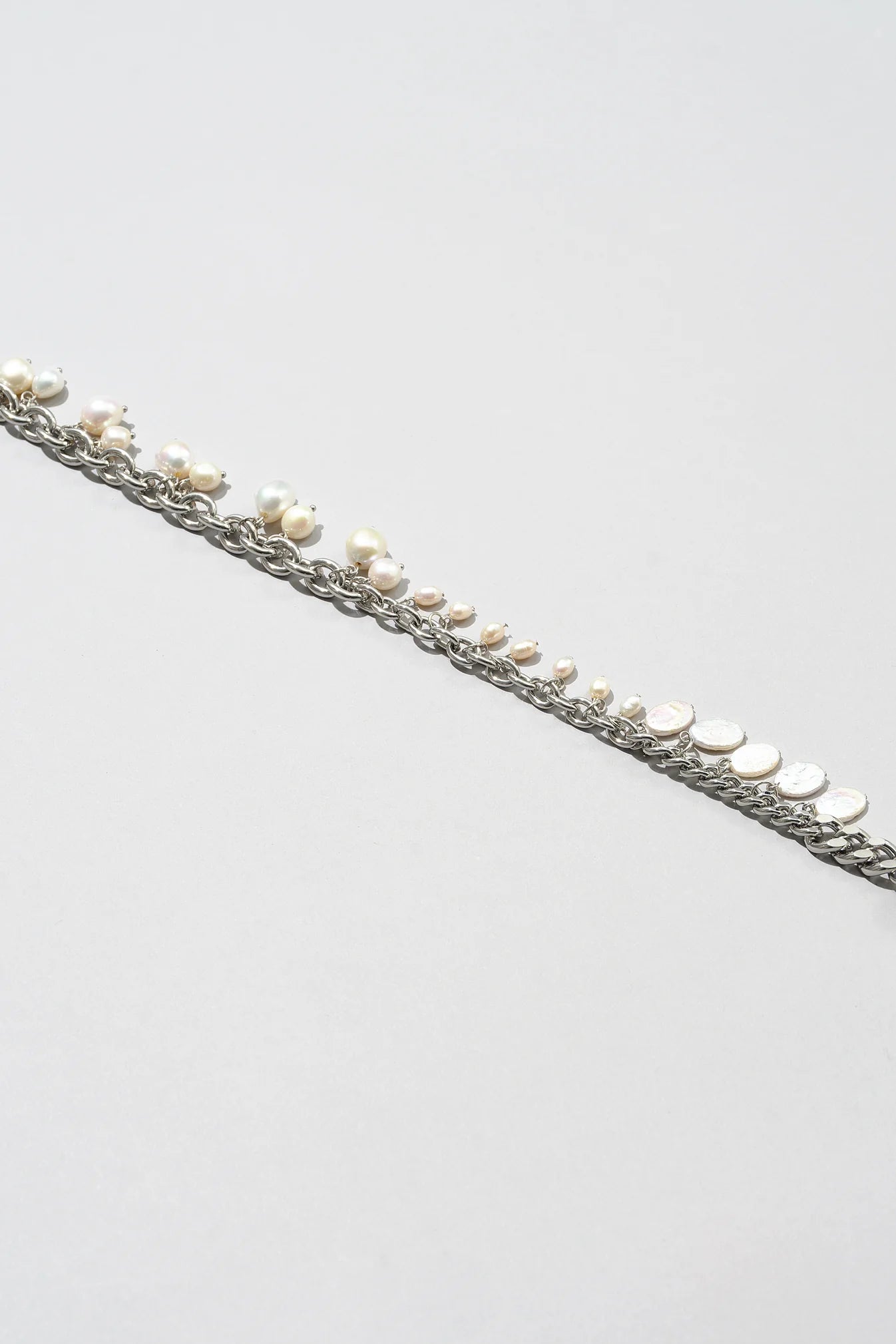 PEARL MIXED METAL WRISTLET