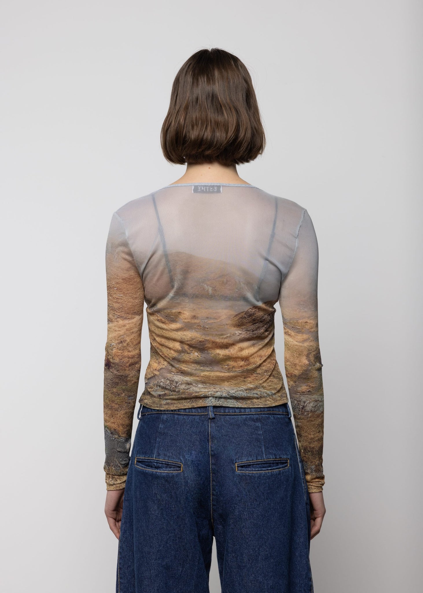 MESH LONG SLEEVE TOP IN NEGOIU PRINT