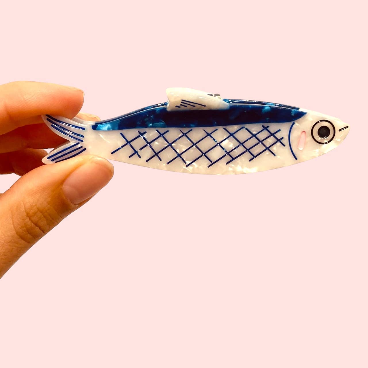Carolyn Suzuki - CHOVY HAIR CLAW