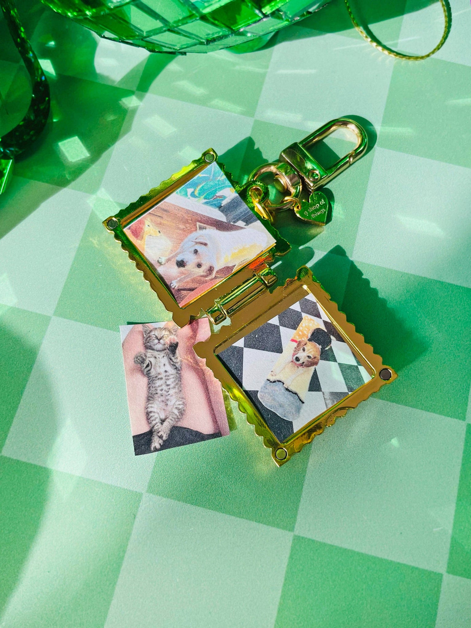 RAVIOLI LOCKET KEYCHAIN