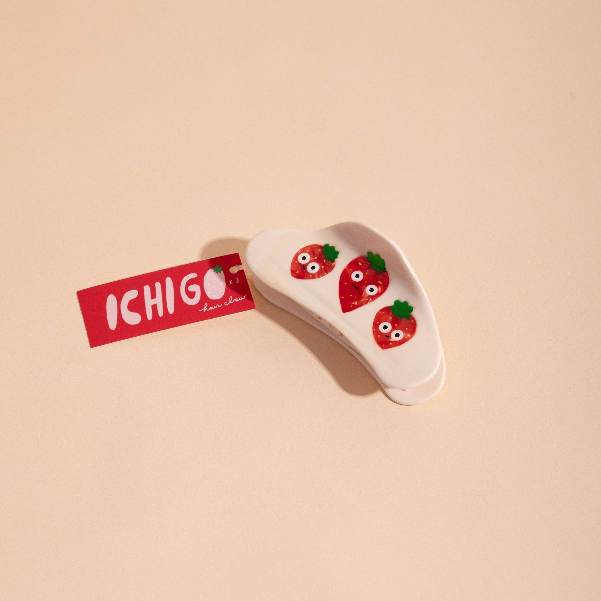 Carolyn Suzuki - ICHIGO - Hair Claw