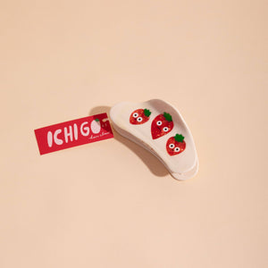 Carolyn Suzuki - ICHIGO - Hair Claw
