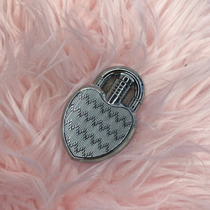 HEART LOCK LIGHTER- SILVER