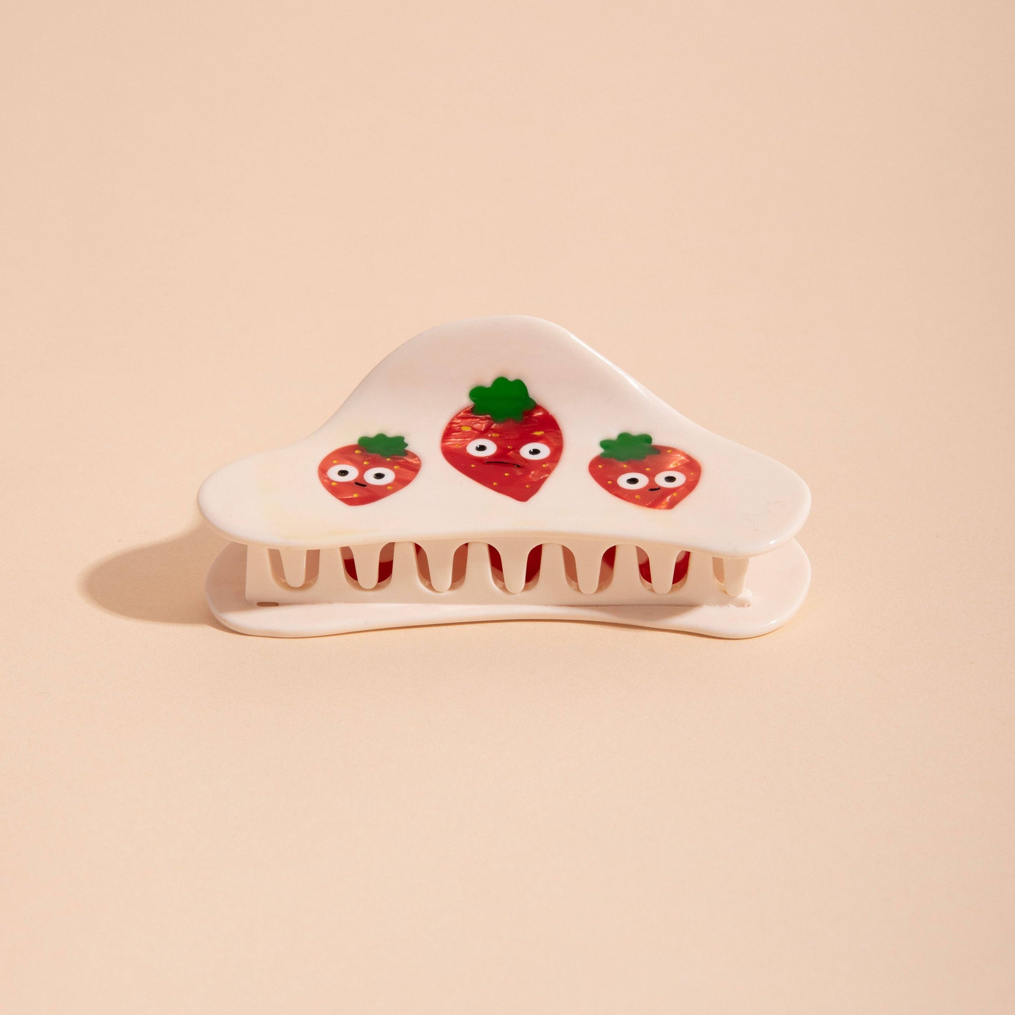 Carolyn Suzuki - ICHIGO - Hair Claw