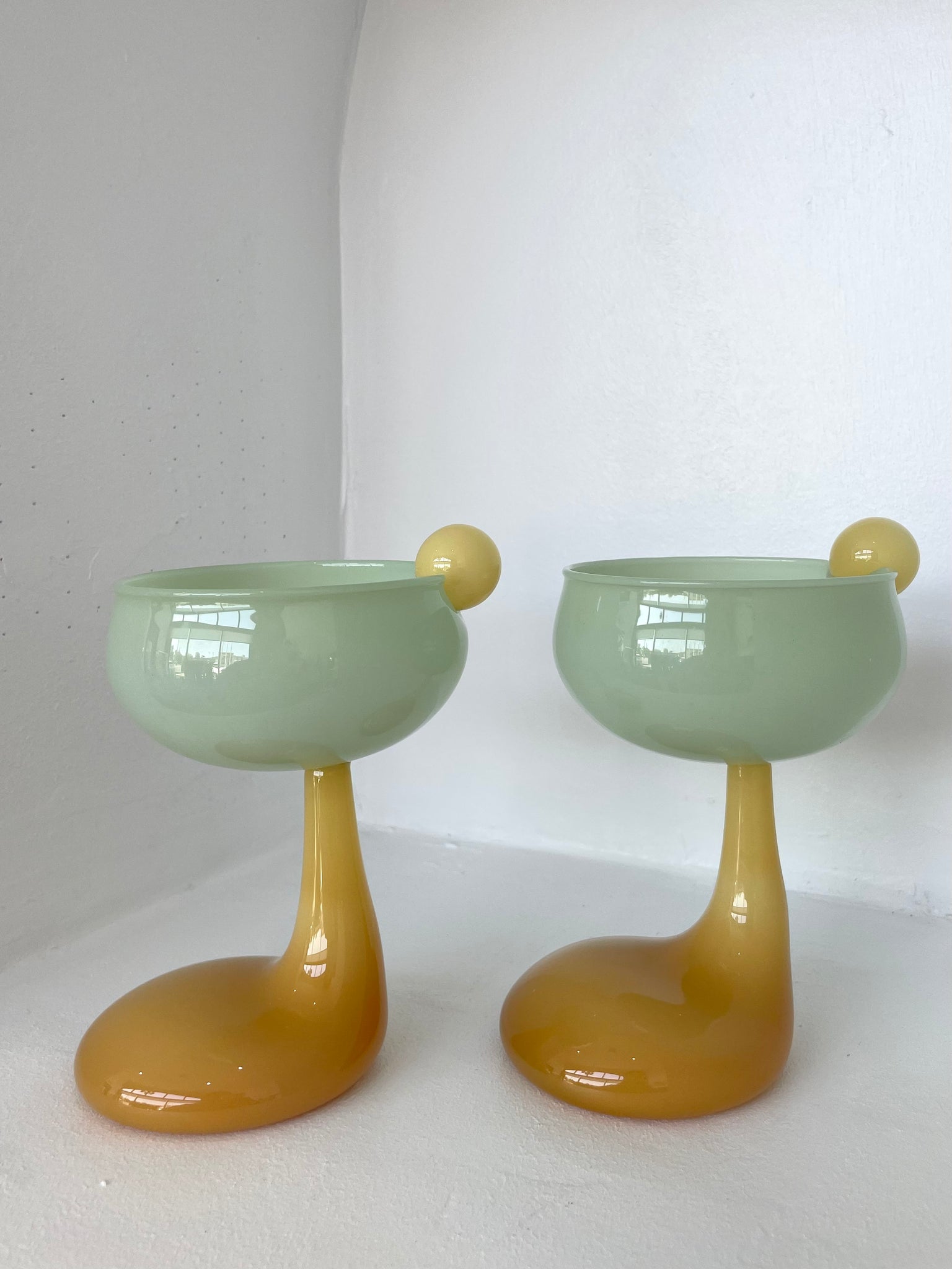 PUDDLE STEM COUPE GLASS SET