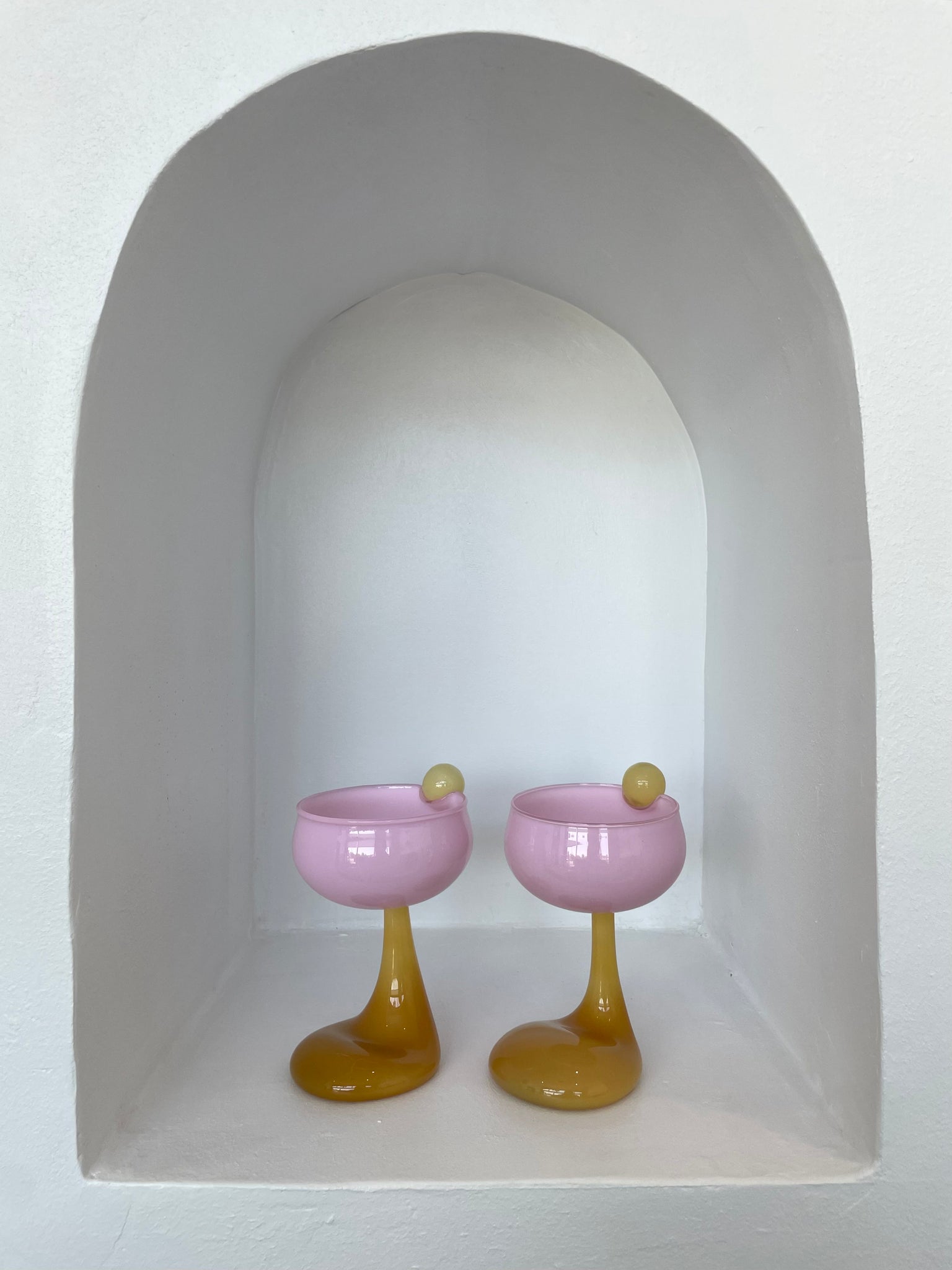 PUDDLE STEM COUPE GLASS SET