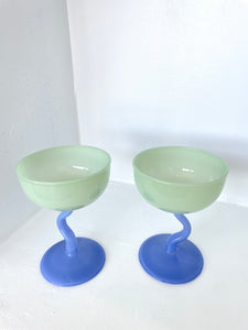 WAVY STEM COCKTAIL GLASSES