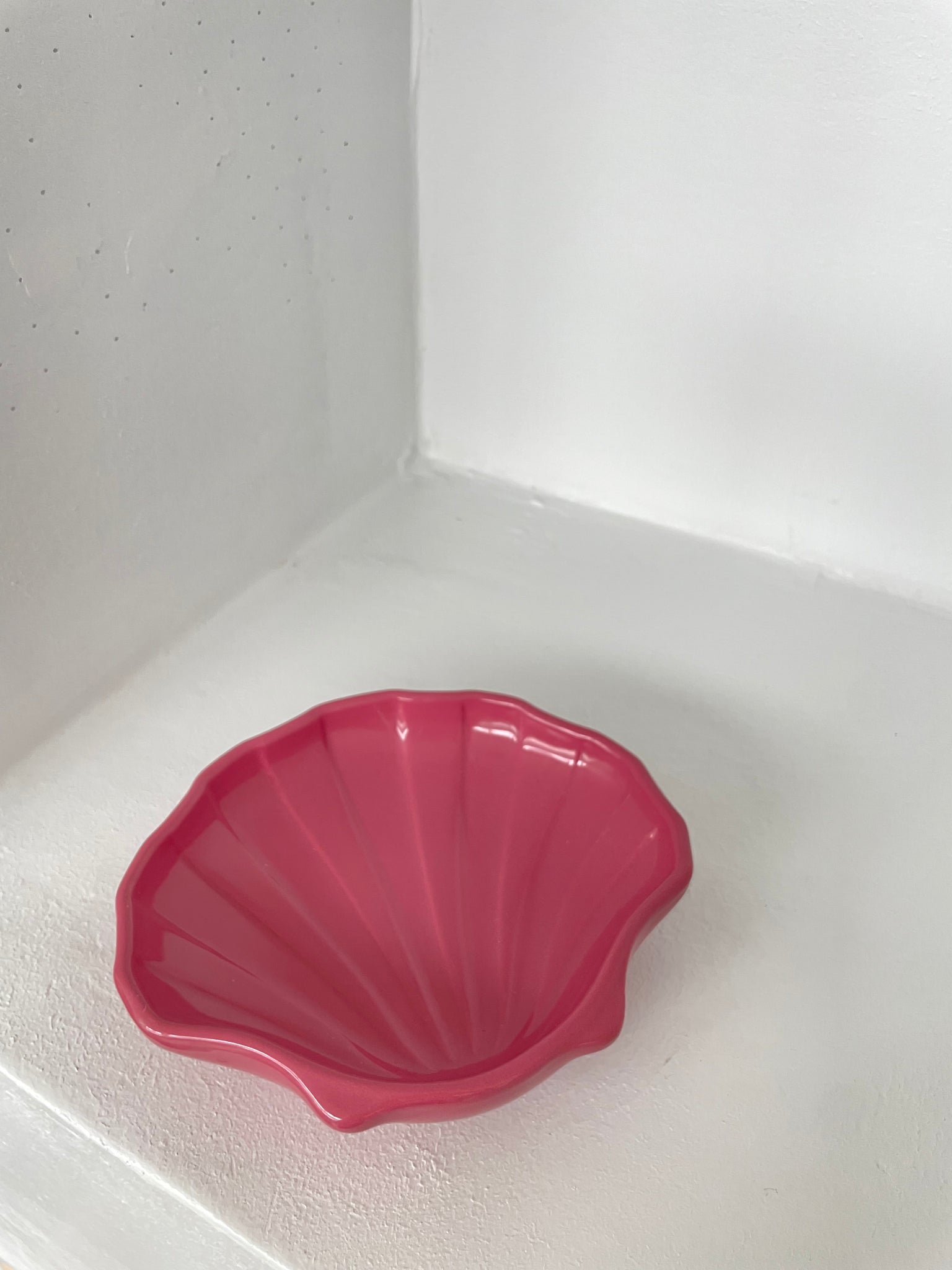 PINK SHELL DISH