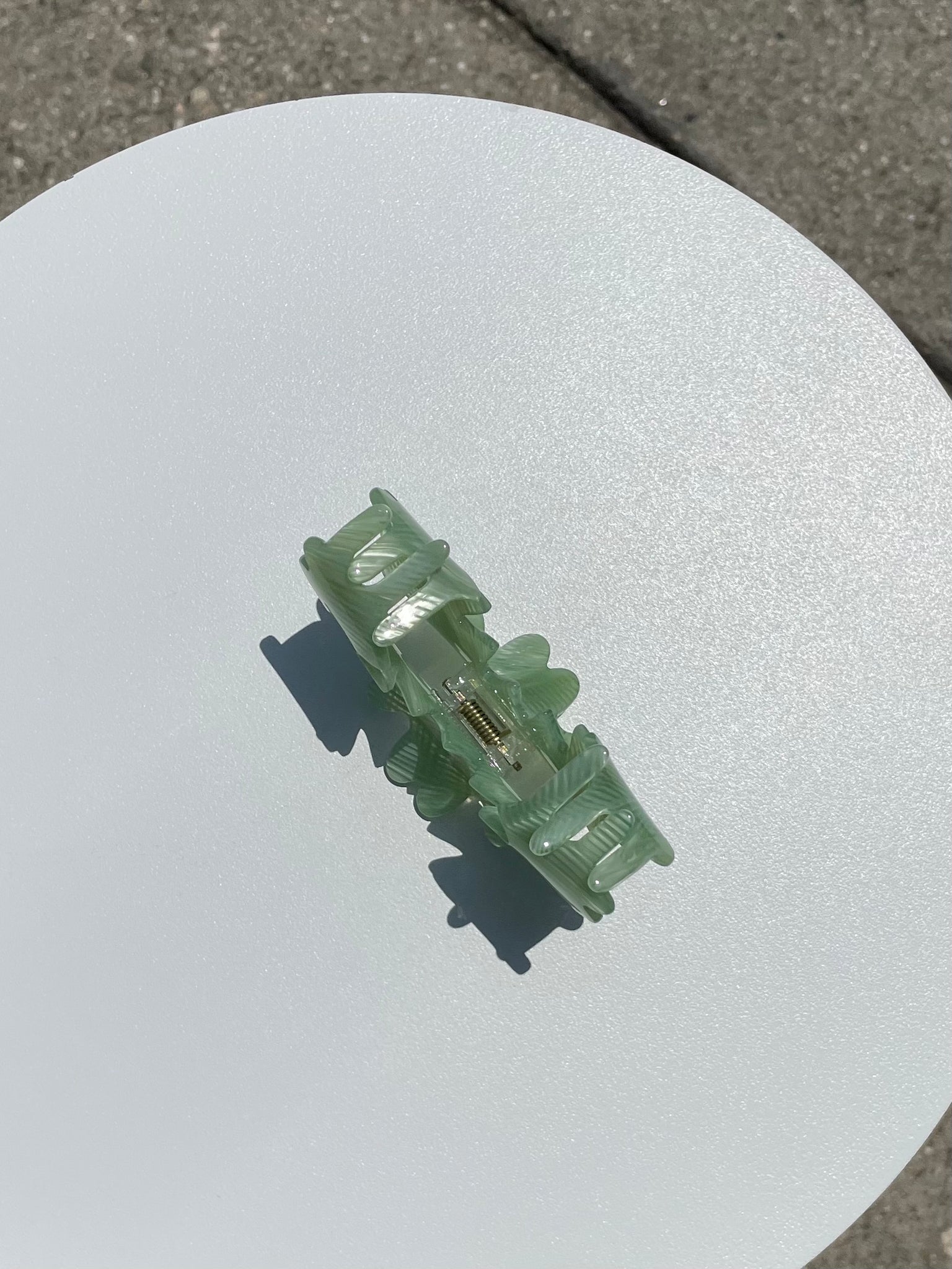 NOSTALGIA CLAW - LIGHT GREEN