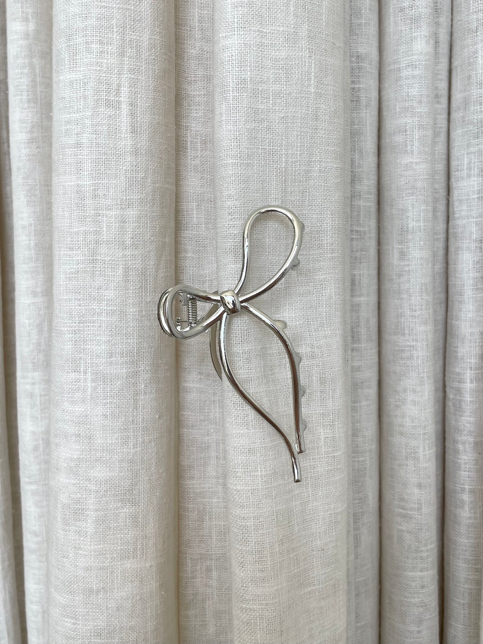 BIG BOW HAIR CLAW - METAL