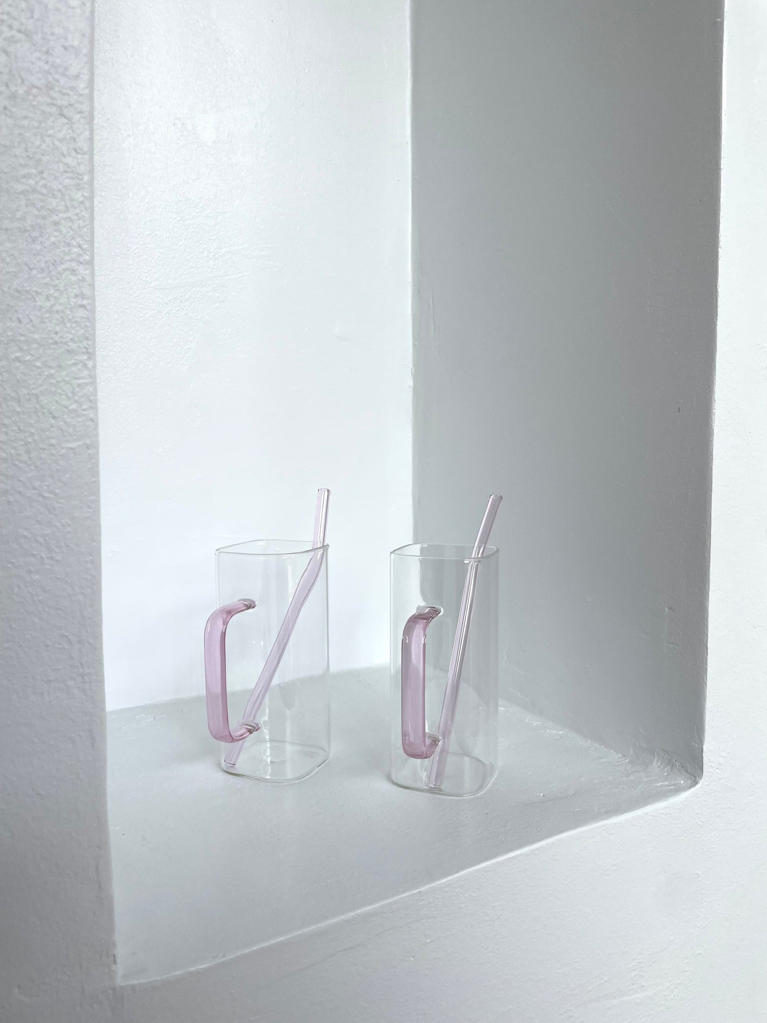 TALL SQUARE GLASS MUGS