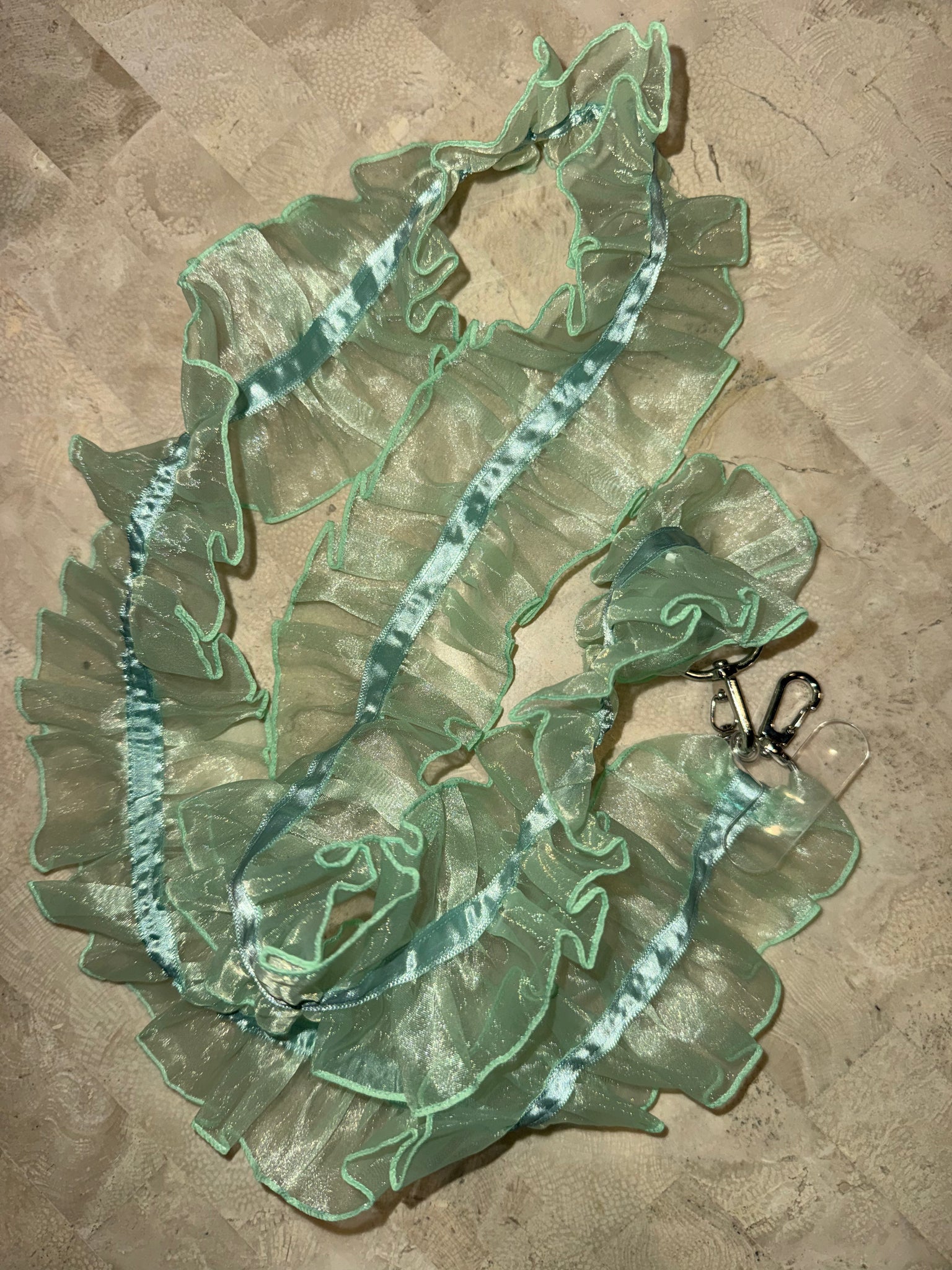 Ruffle Phone Strap – Ri-Ri-Ku