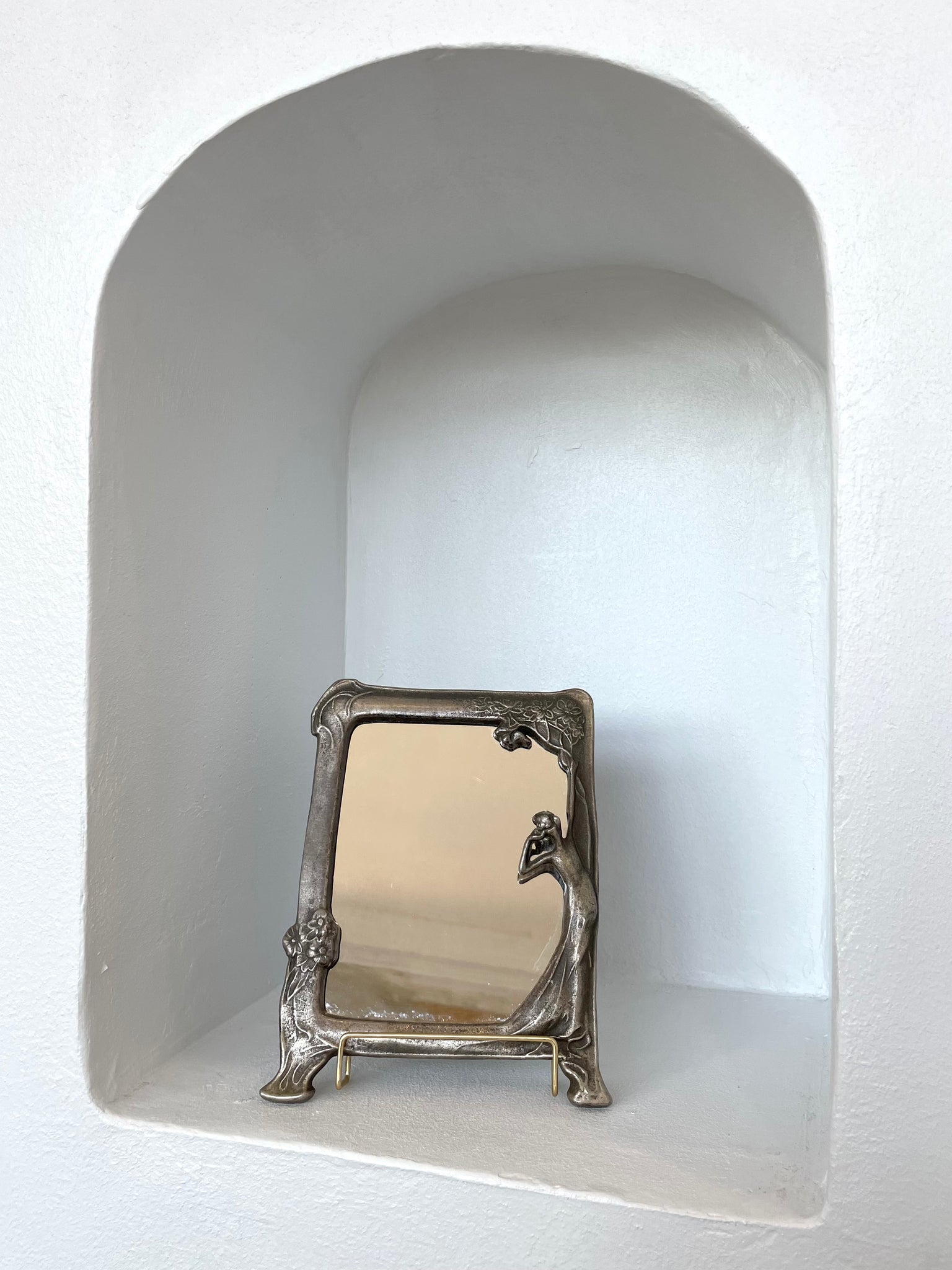 SILVER DECO VANITY MIRROR