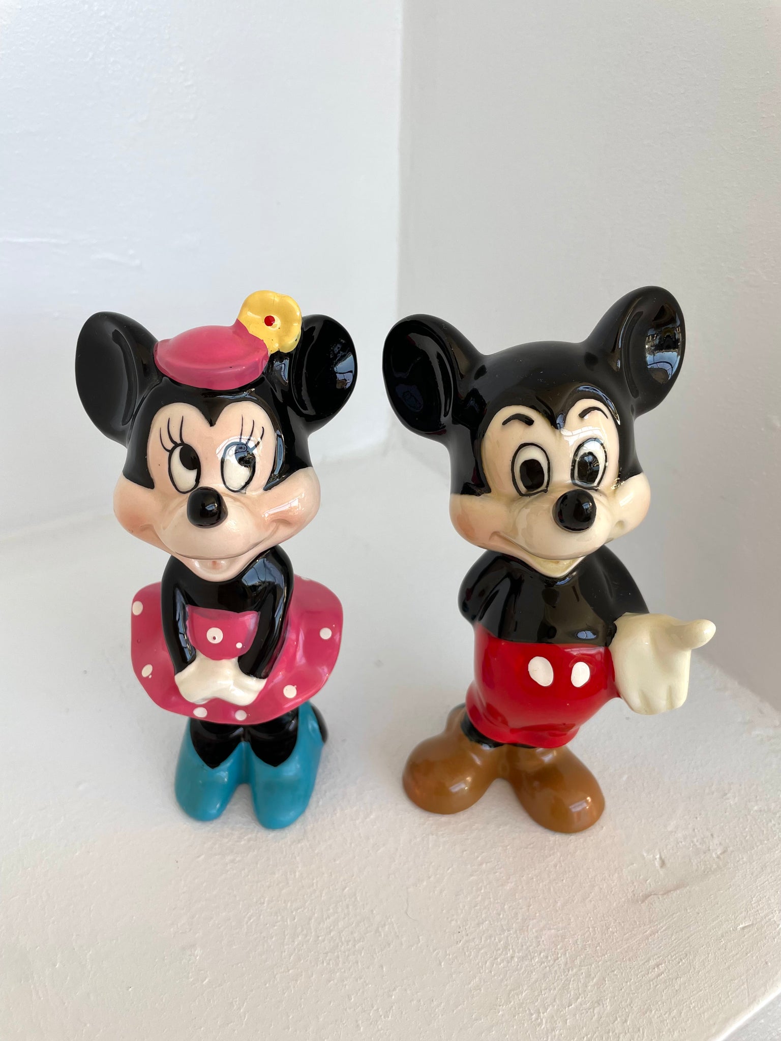 VINTAGE MICKEY AND MINNIE MOUSE CERAMICS
