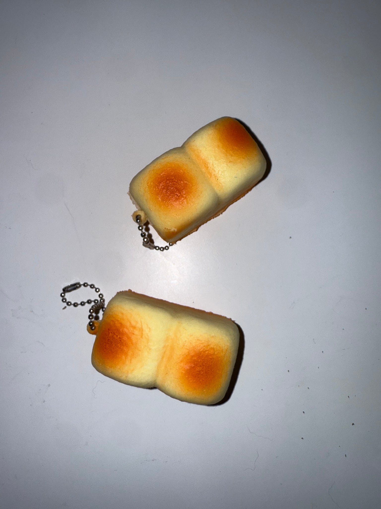 SQUISHY LOAF KEYCHAIN