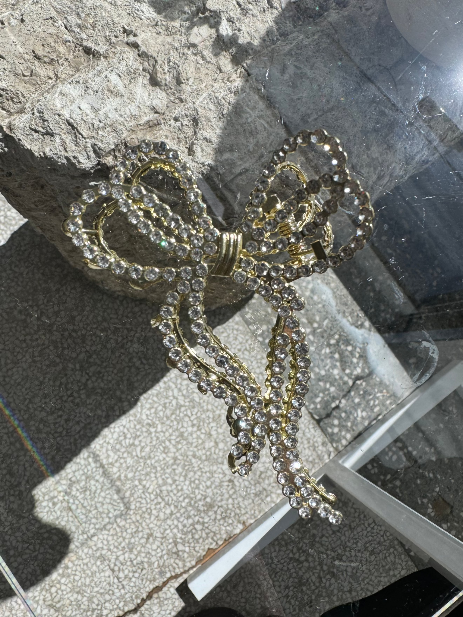EMBELLISHED BOW HAIR CLAW