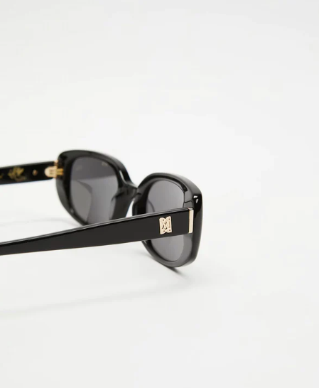 VENUS SUNGLASSES - BLACK