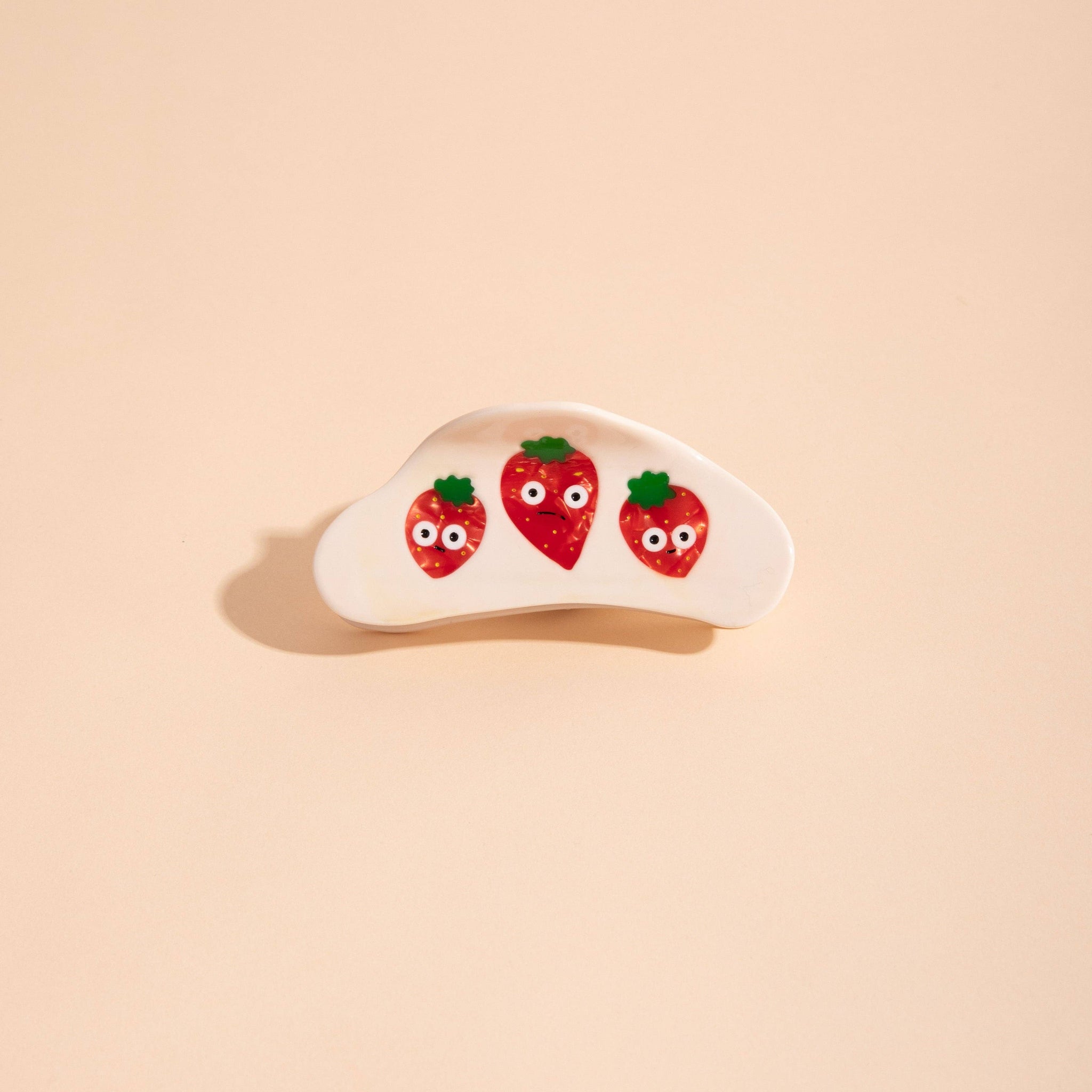 Carolyn Suzuki - ICHIGO - Hair Claw