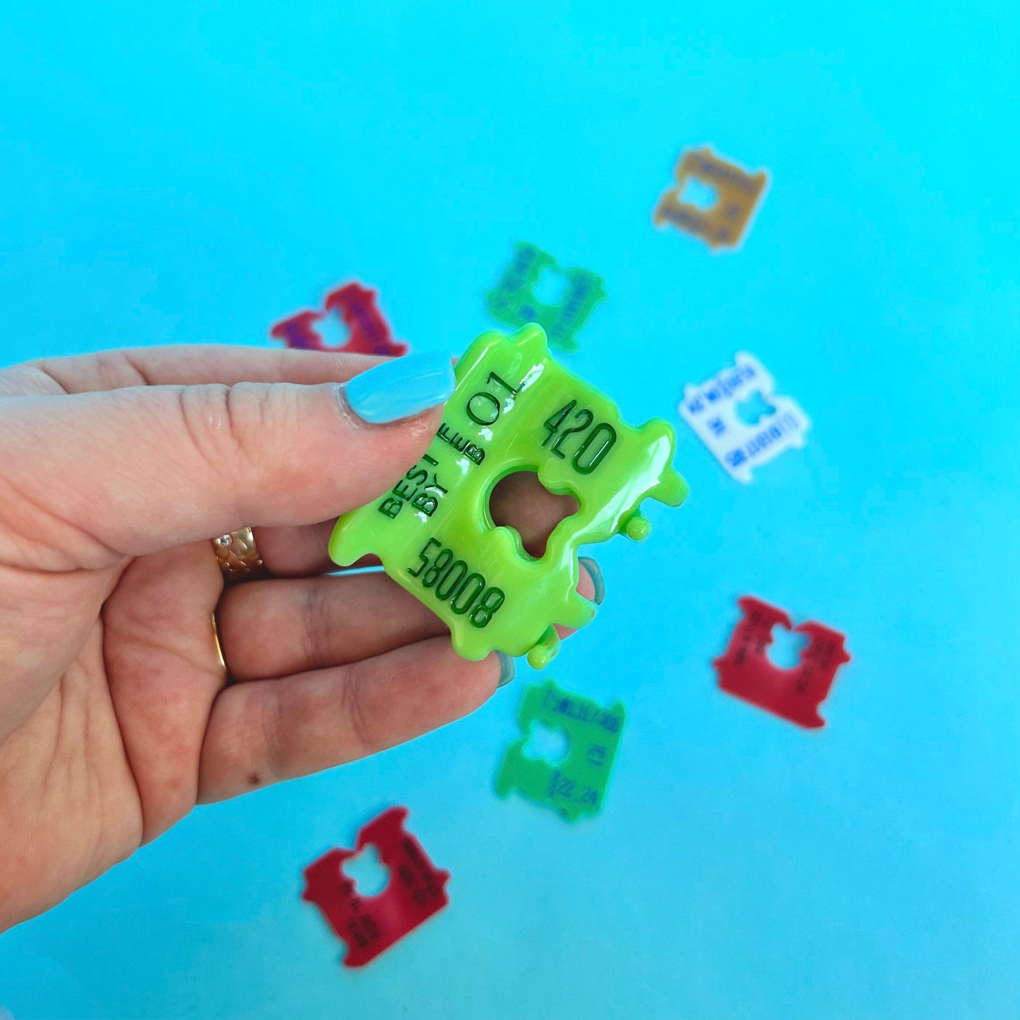The Peach Fuzz - Bread Clip Mini Hair Claw