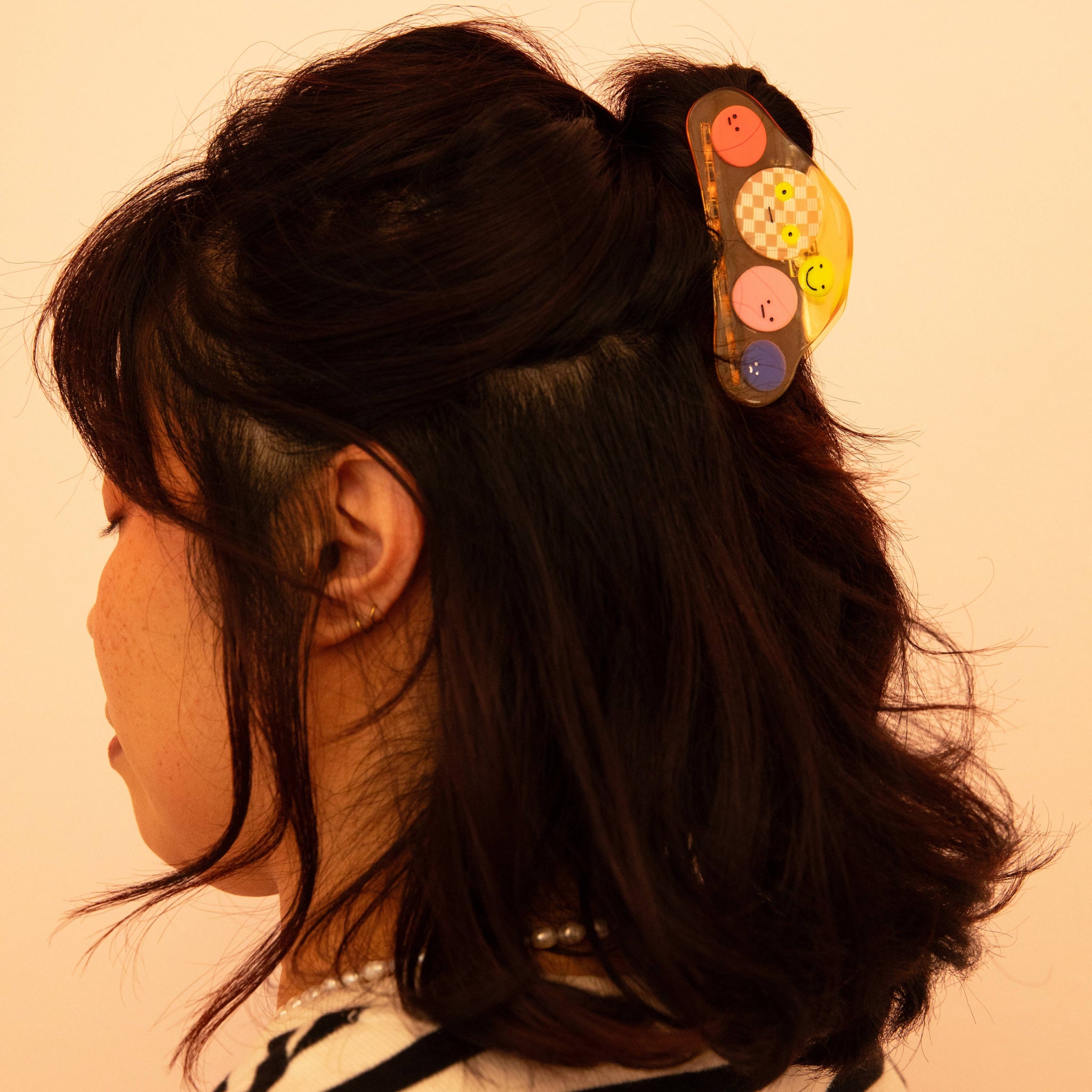 Carolyn Suzuki - FACES - Hair Claw