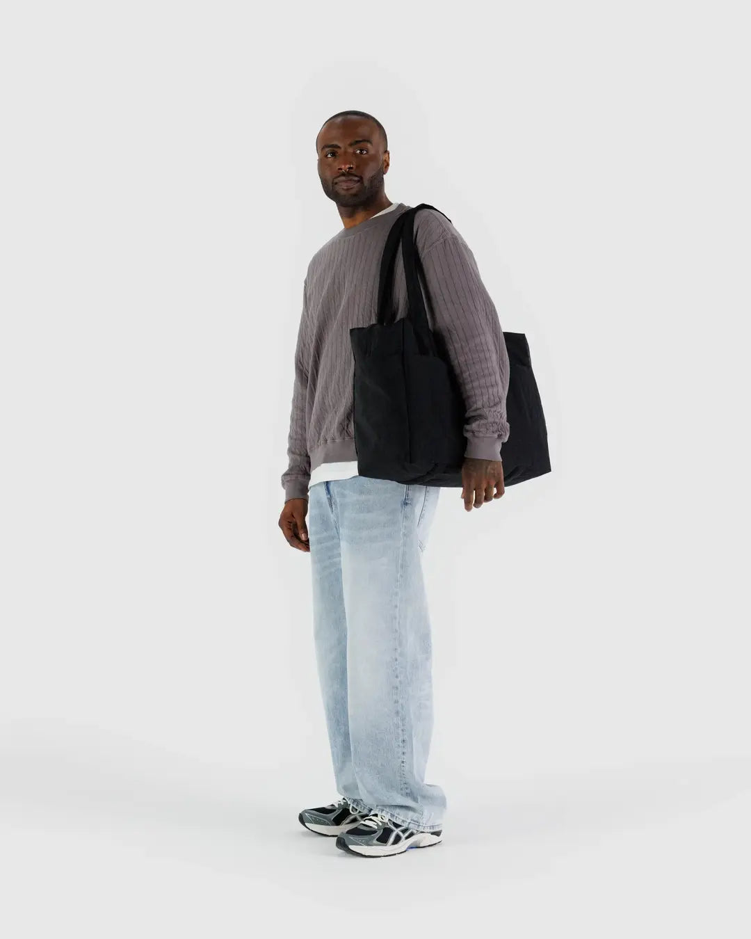 CLOUD CARRY ON - BLACK