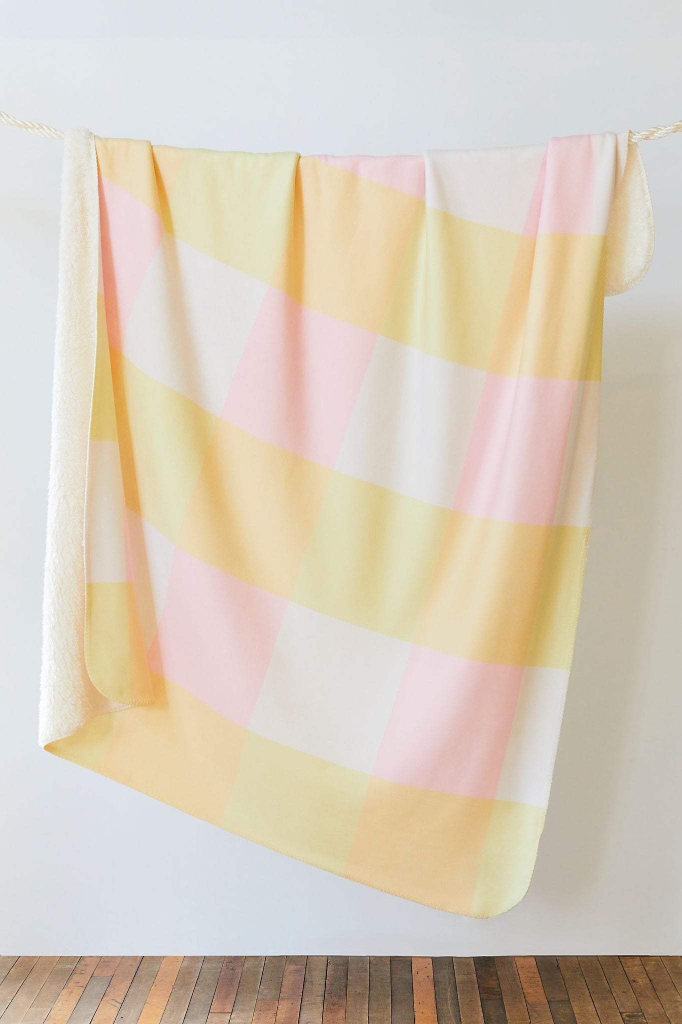 PASTEL COWGIRL BLANKET