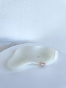 ROSALIA ORGANIC ONYX DISH