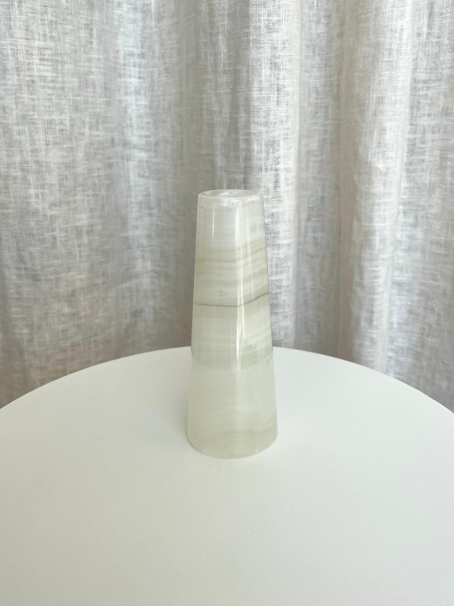 ONYX BUD VASE + CHANDELIER