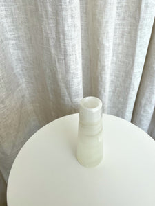 ONYX BUD VASE + CHANDELIER