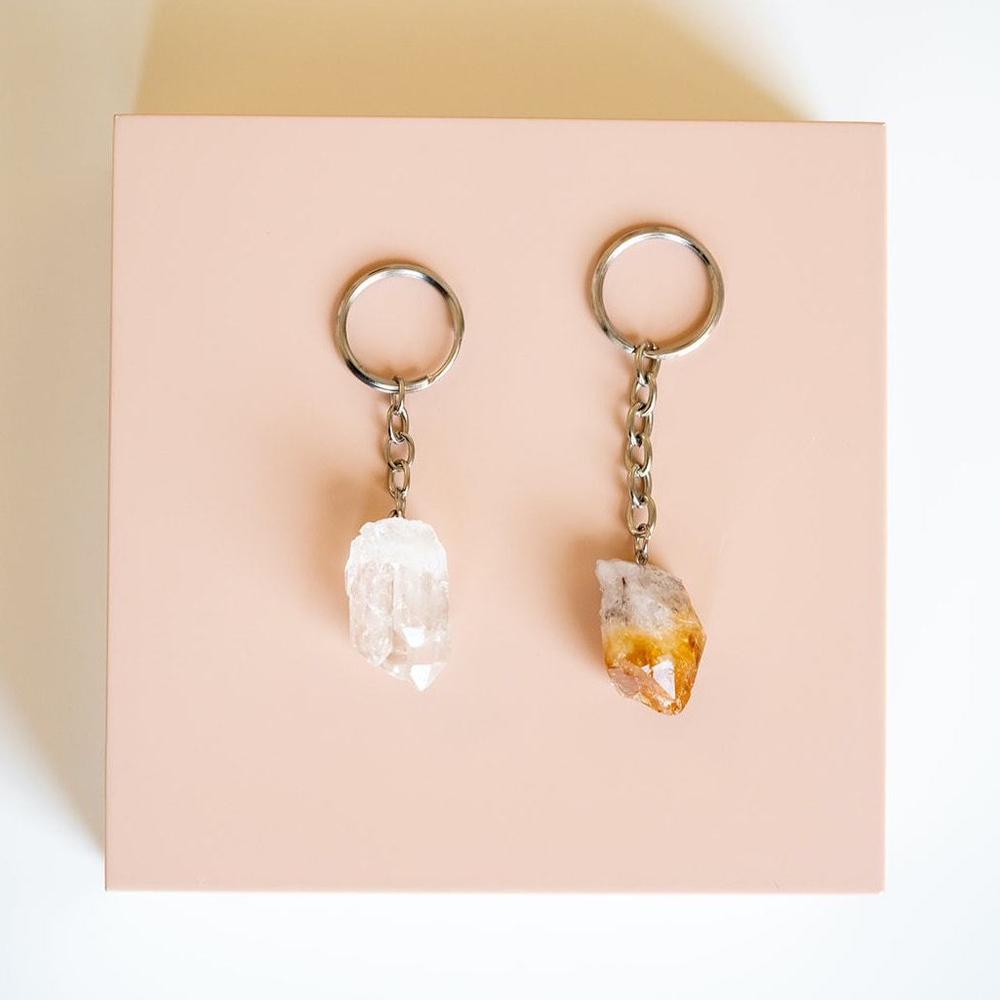 RAW CRYSTAL KEYCHAIN - CLEAR QUARTZ