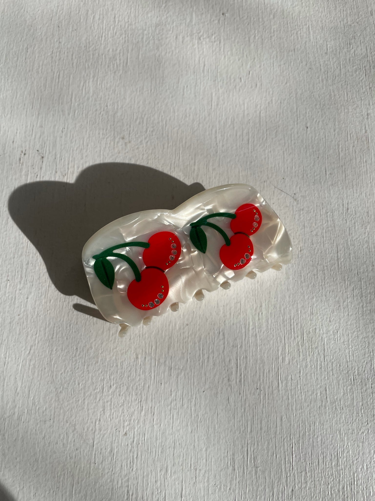 CHERRY CLOUD CLAW