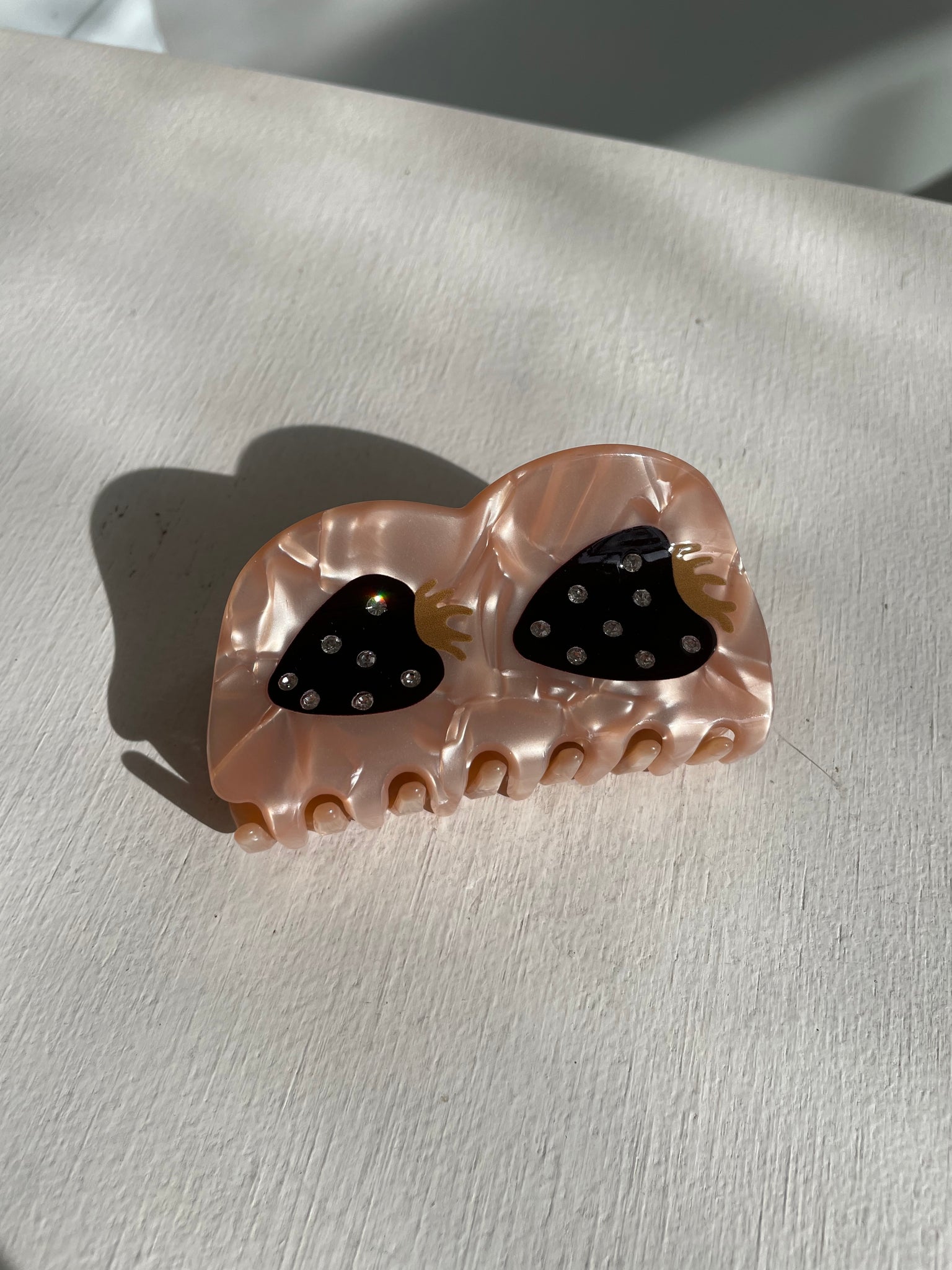 STRAWBERRY CLOUD CLAW