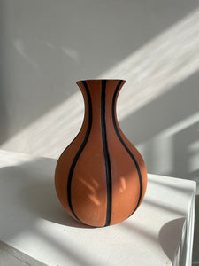 SWISH VASE