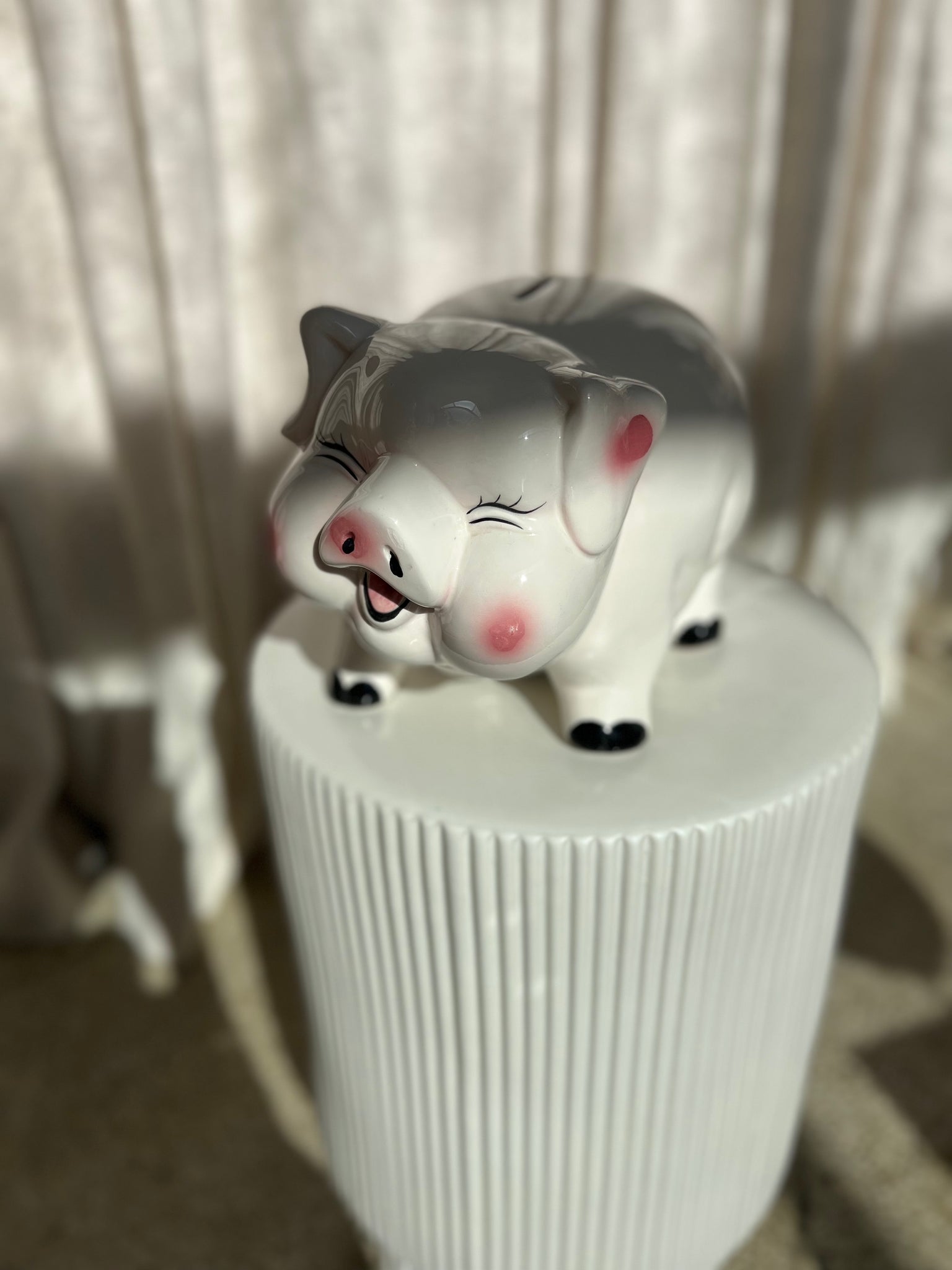 HAPPY PIGGY BANK