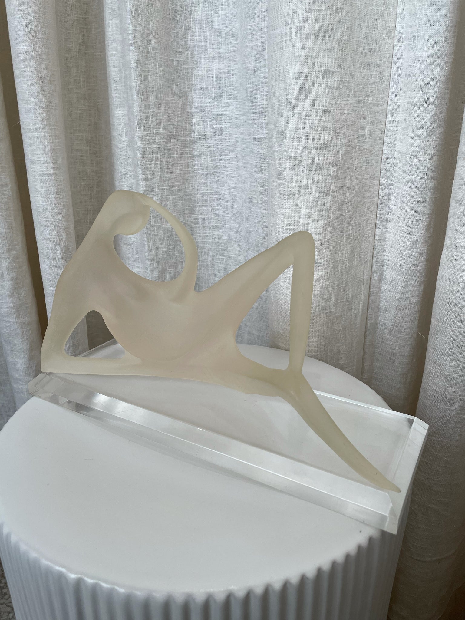 CHIC LADY SCULPTURE