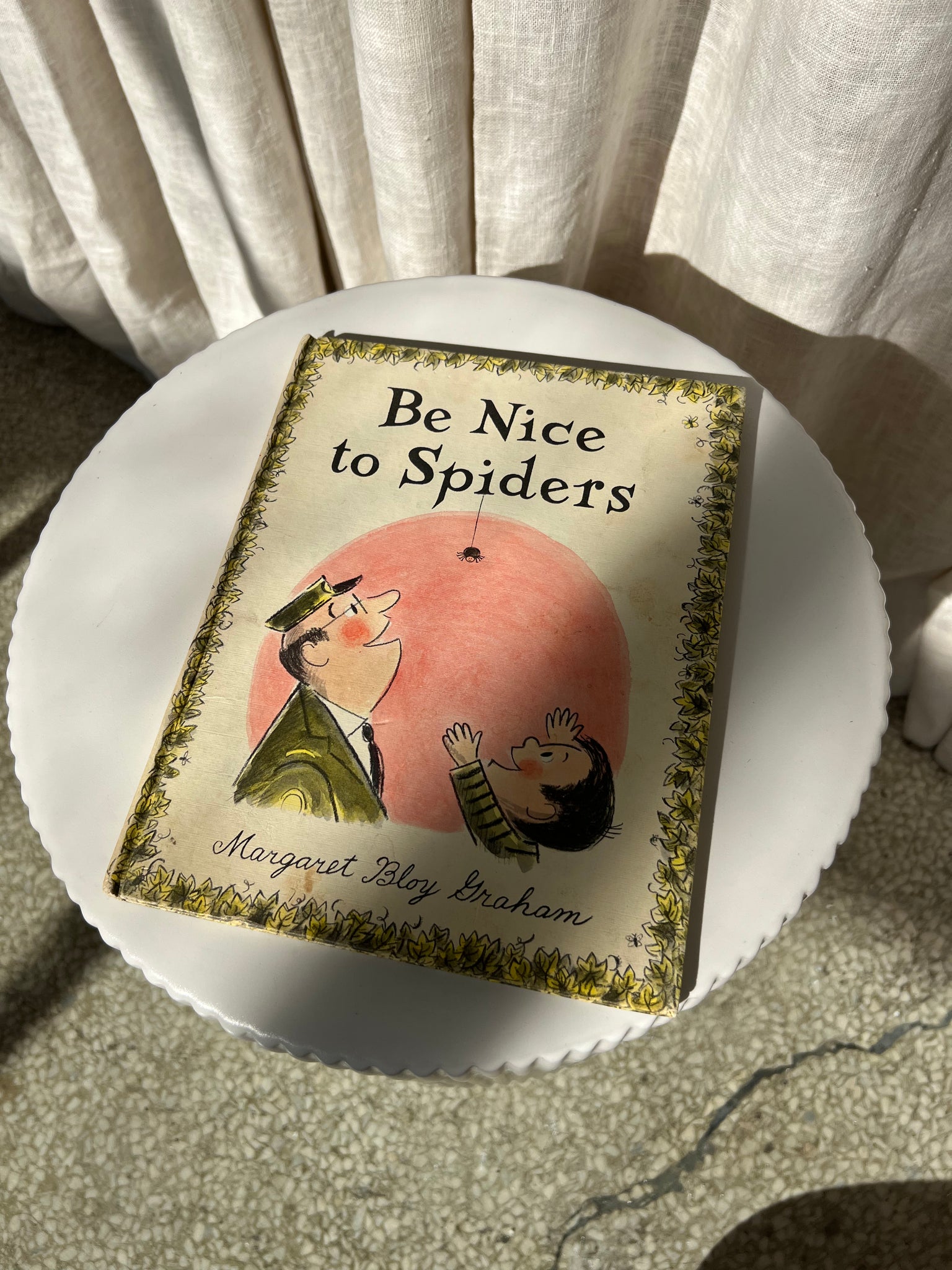 BE NICE TO SPIDERS - VINTAGE CHILDREN'S BOOK