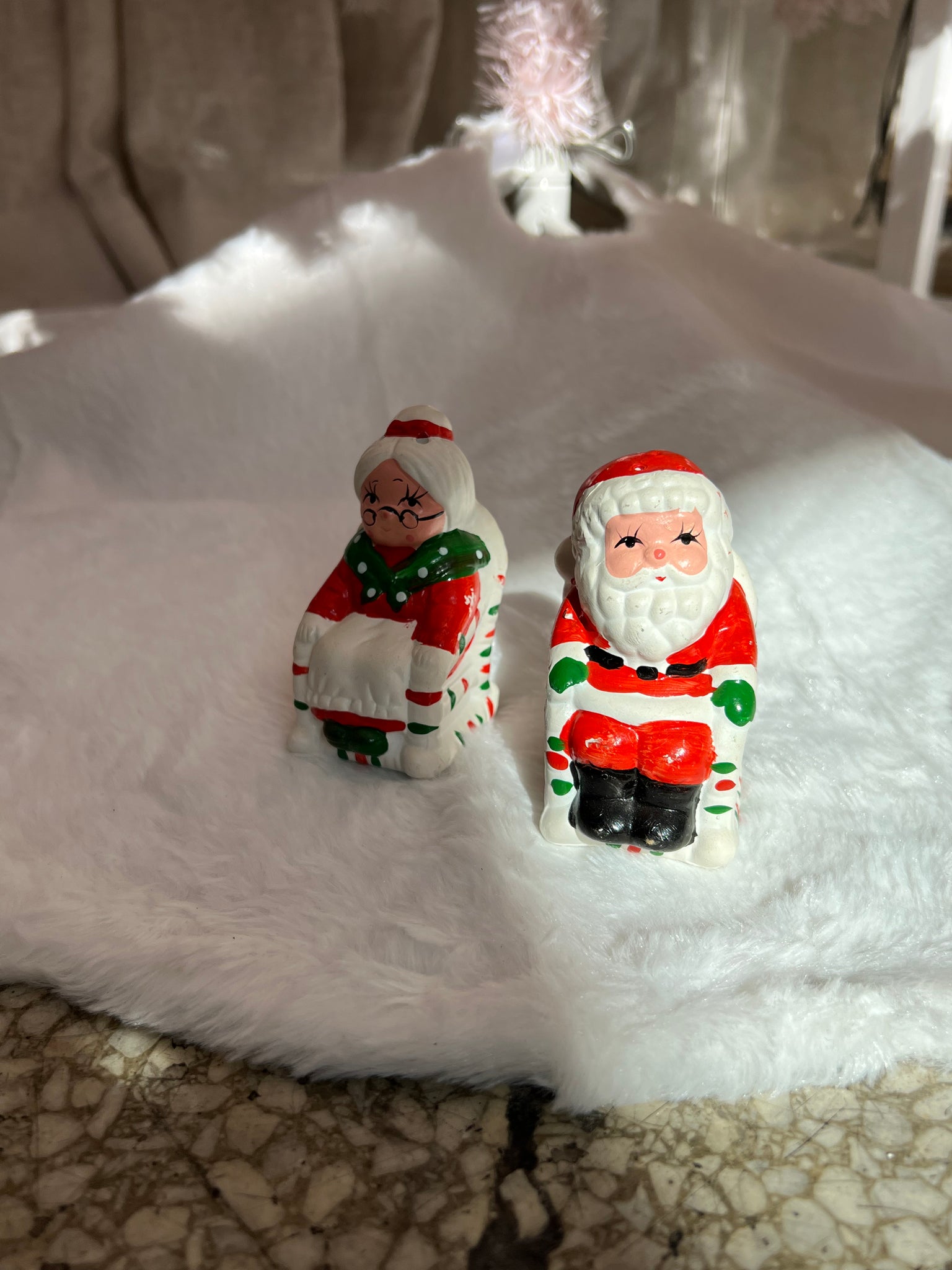 MR & MRS CLAUS S&P SHAKERS