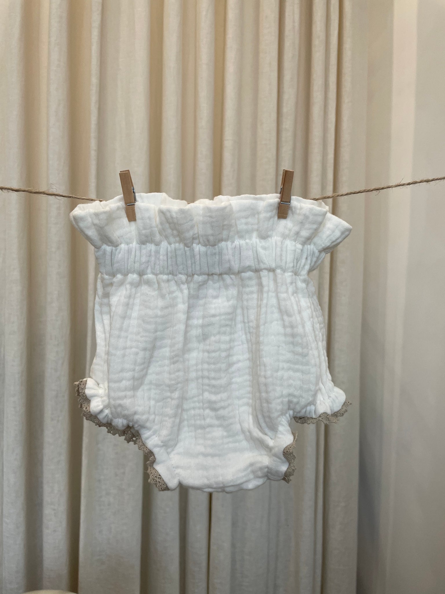 BABY BLOOMERS