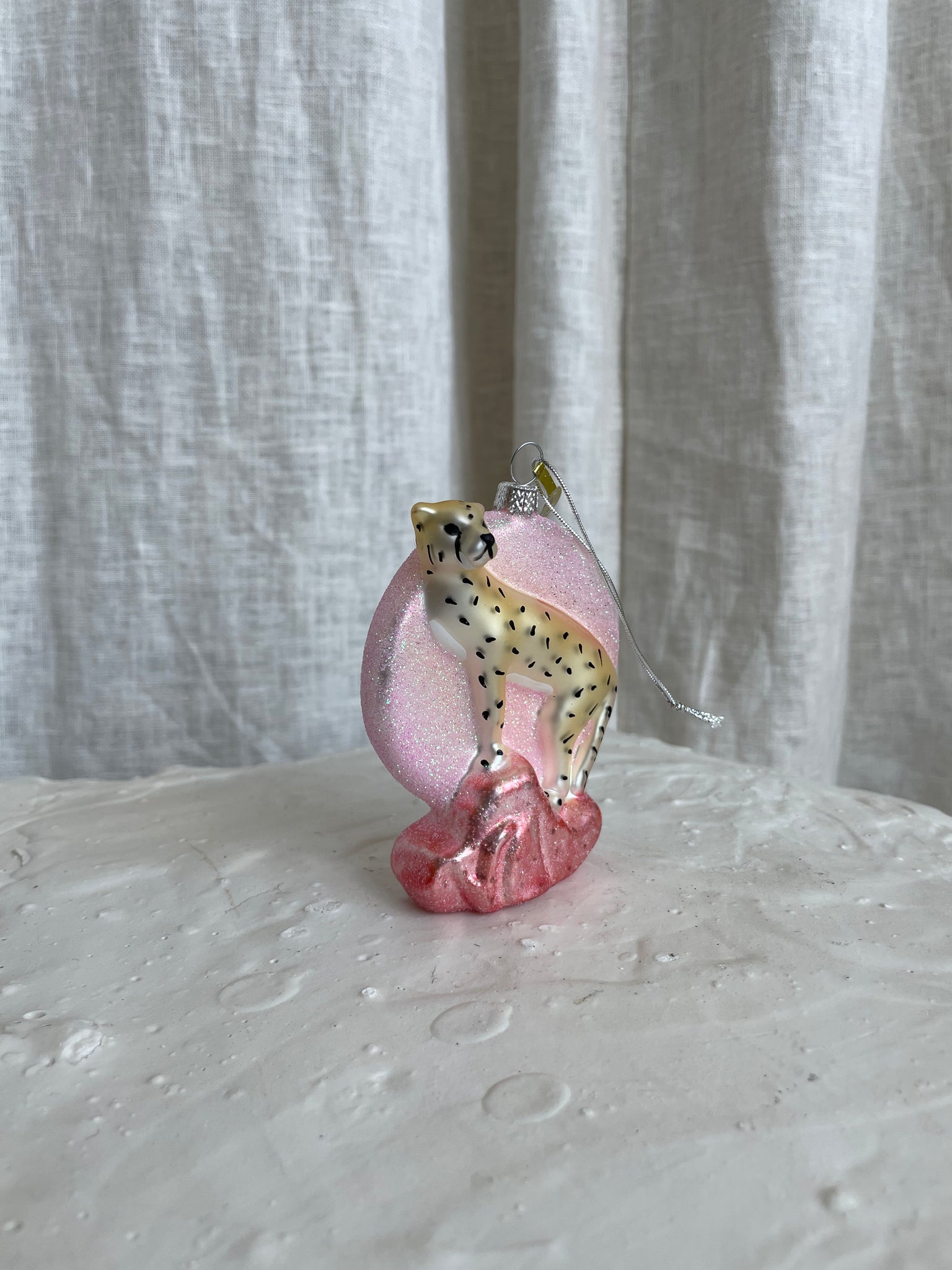 SUNSET LEOPARD ORNAMENT