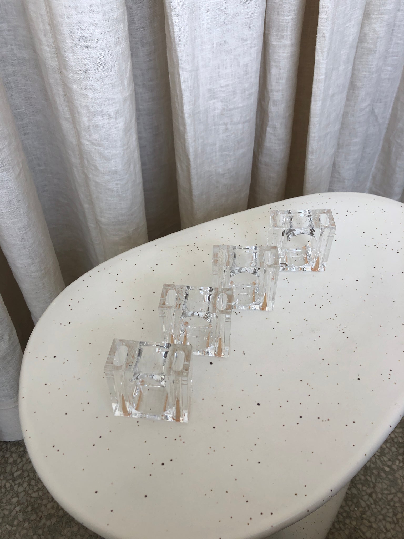 LUCITE S&P NAPKIN RINGS