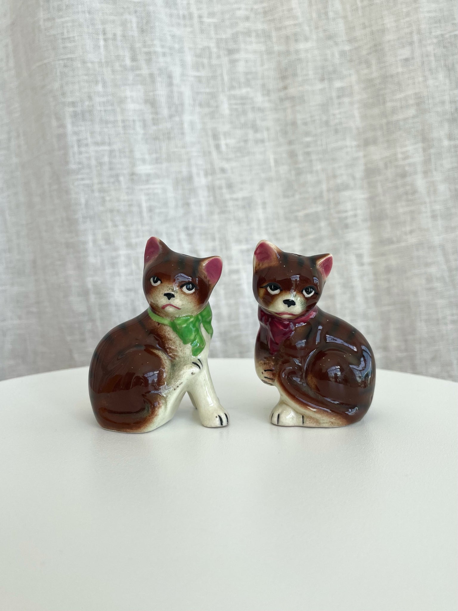 SASSY KITTEN S&P SHAKERS