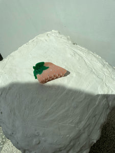 STRAWBERRY GLAM HAIR CLAW