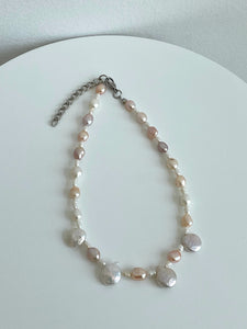 ATHENA'S PEARL NECKLACE