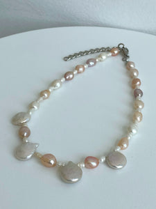 ATHENA'S PEARL NECKLACE