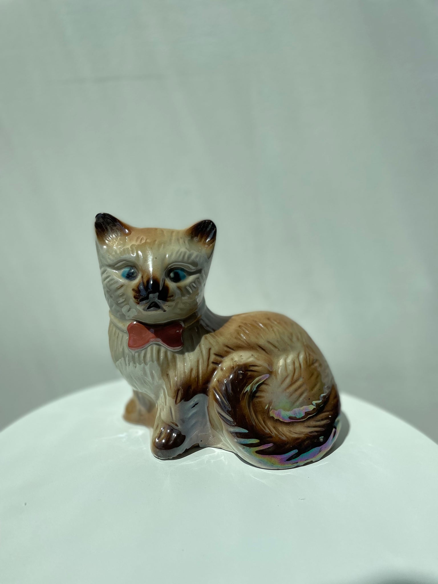 MAGICAL CERAMIC KITTY CAT