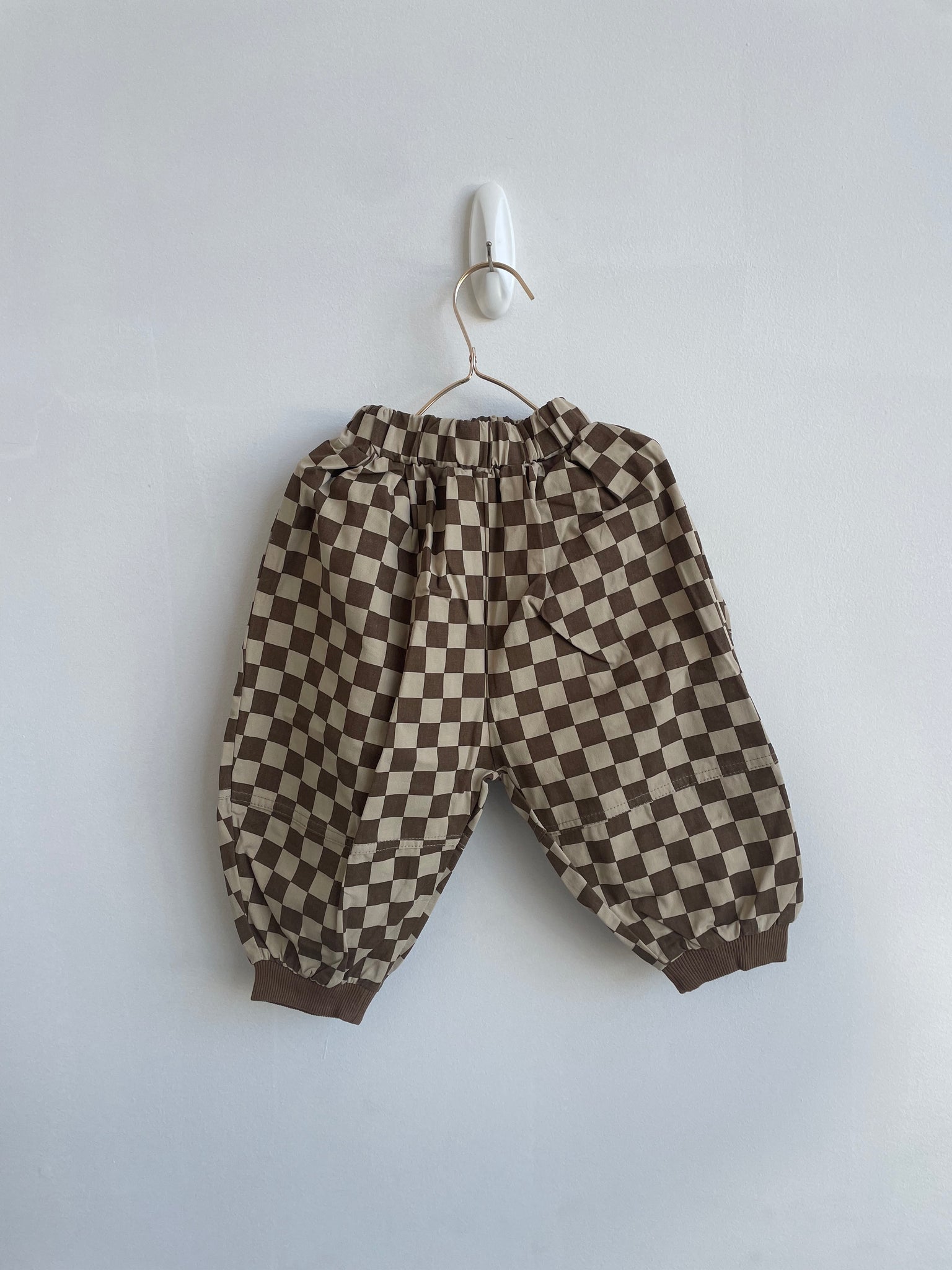 CHECK PARACHUTE PANTS