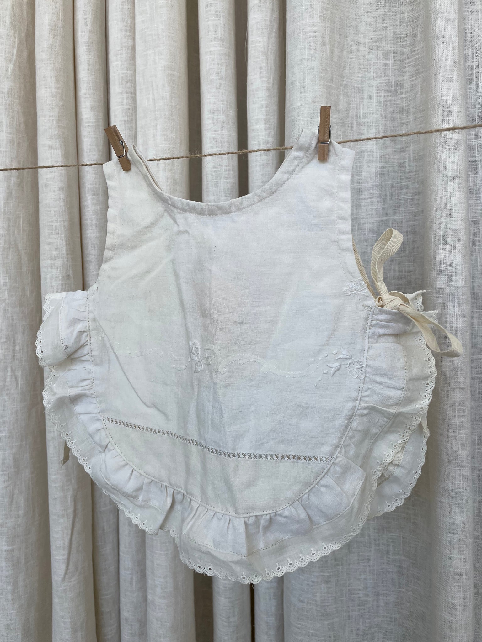 TULLY BABY RUFFLE SET BY SAJ