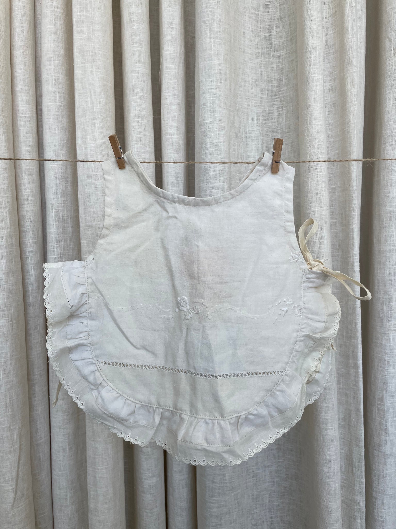 TULLY BABY RUFFLE SET BY SAJ